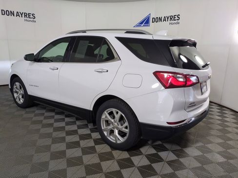 Used 2018 Chevrolet Equinox Premier image 3