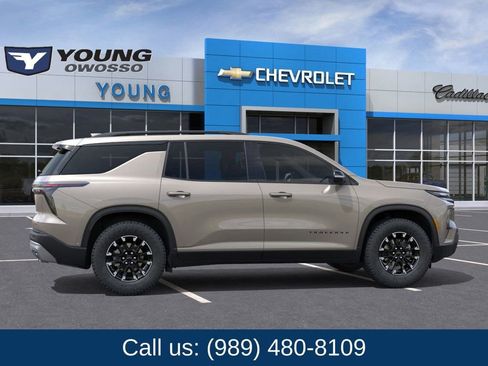 New 2026 Chevrolet Traverse Z71 w/ Enhanced Driving Package image 7