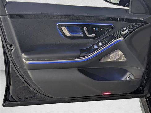 Used 2022 Mercedes-Benz S 580 4MATIC Sedan image 9