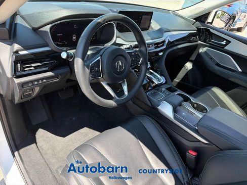 Used 2024 Acura MDX SH-AWD w/ Technology Package image 8