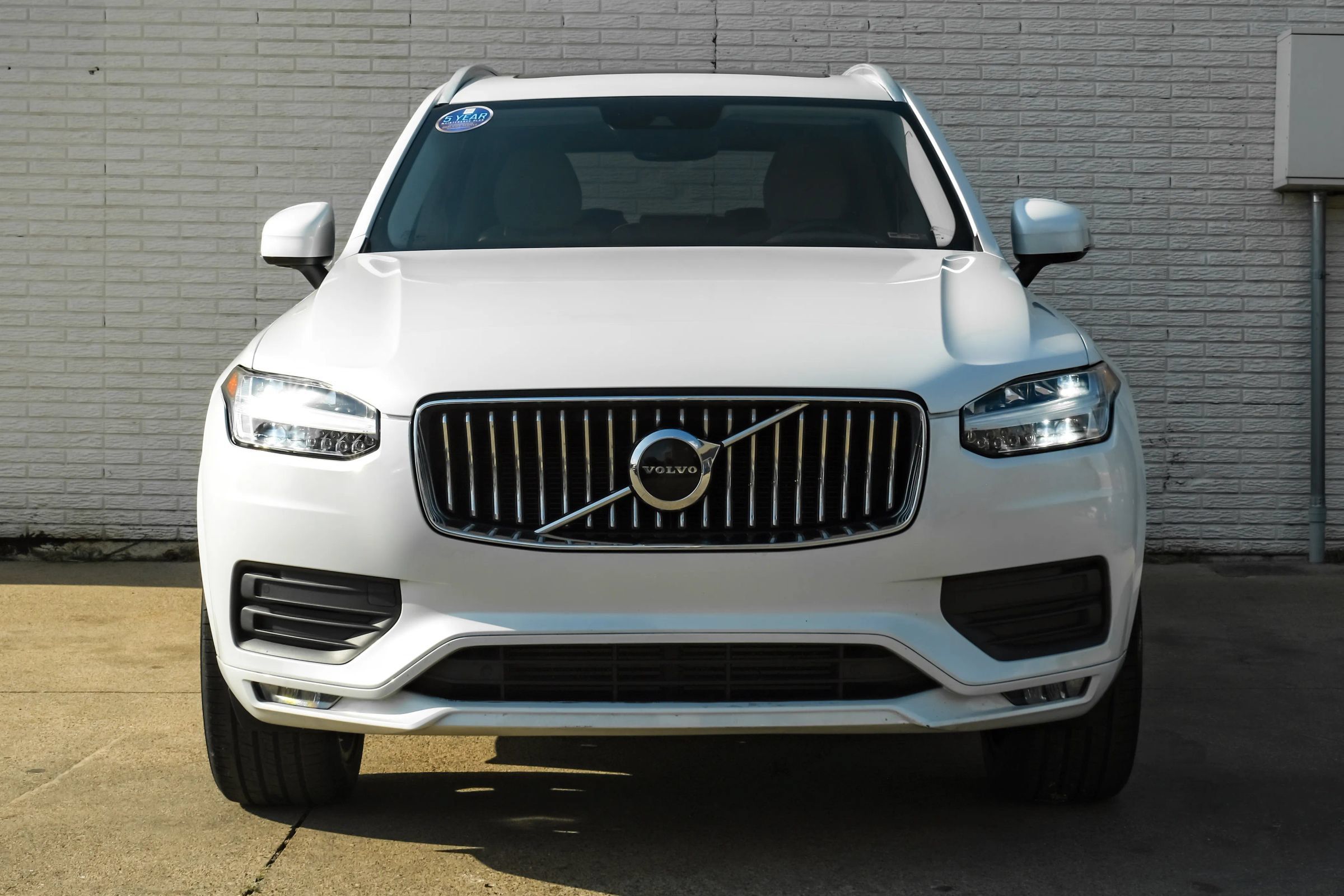 Used 2020 Volvo XC90 T5 Momentum w/ Protection Package Premier FWD image 5