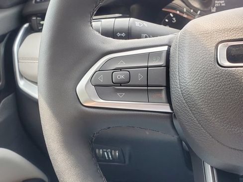 Used 2026 Jeep Compass Limited AWD/4WD image 15