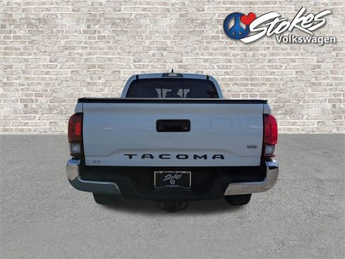 Used 2020 Toyota Tacoma SR5 image 5