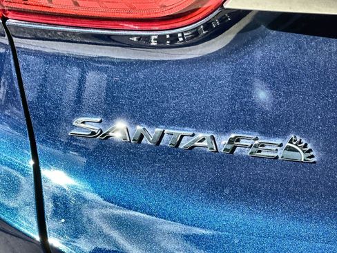 Used 2020 Hyundai Santa Fe SEL w/ Convenience + Premium Package FWD image 14