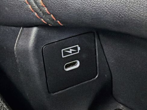 Used 2025 Honda HR-V Sport image 25