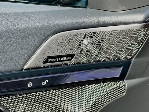 Used 2026 BMW M5 w/ Carbon Package AWD/4WD image 18