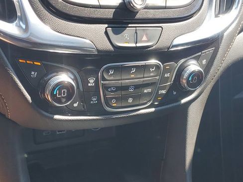 Certified 2023 Chevrolet Equinox Premier FWD image 27