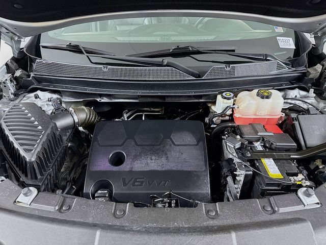 Used 2022 Chevrolet Traverse RS FWD image 30