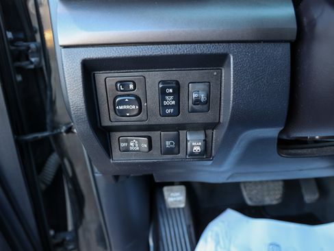 Used 2020 Toyota Tundra SR5 w/ SR5 Upgrade Package image 21