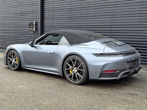 Certified 2026 Porsche 911 Carrera 4 GTS image 33