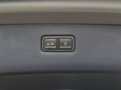 Used 2024 Genesis GV80 3.5T w/ Prestige Package image 9