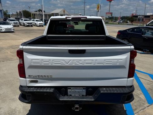 Used 2024 Chevrolet Silverado 1500 W/T w/ Trailering Package AWD/4WD image 6