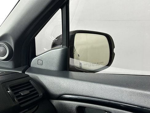 Used 2022 Honda Pilot Black Edition image 24