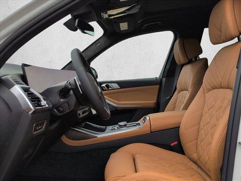 New 2026 BMW X7 xDrive40i image 4