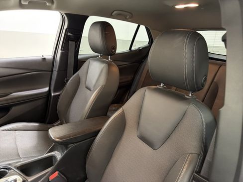 Used 2024 Buick Encore GX Preferred FWD image 5