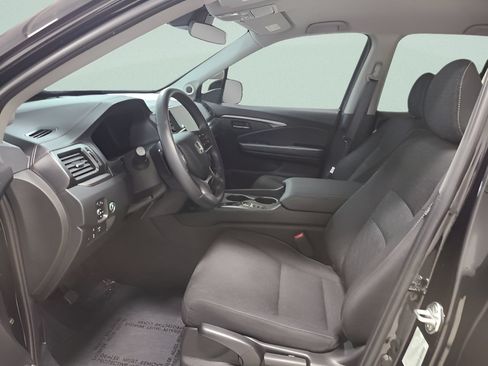 Certified 2024 Honda Ridgeline Sport image 17
