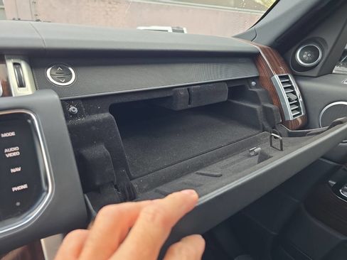 Used 2013 Land Rover Range Rover HSE image 51