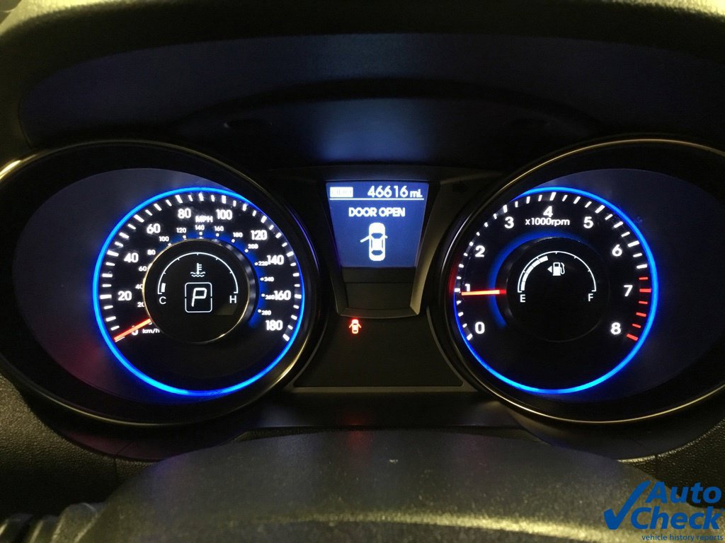 Used 2015 Hyundai Genesis 3.8 RWD image 40