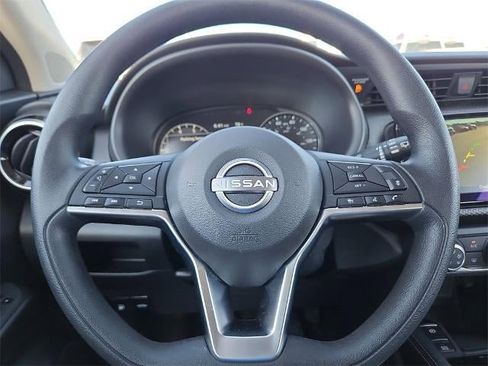 Used 2024 Nissan Kicks SV image 30