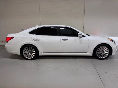 Used 2014 Hyundai Equus Ultimate RWD image 2