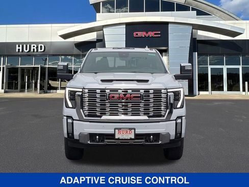 New 2026 GMC Sierra 3500 Denali w/ Denali Reserve Package AWD/4WD image 10