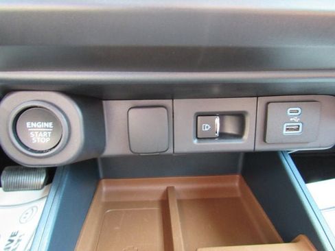 Used 2024 Ford Maverick Lariat w/ 4K Tow Package AWD/4WD image 20