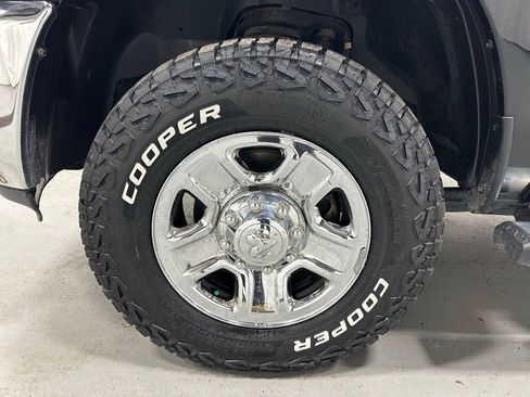 Used 2016 RAM 2500 Tradesman w/ Chrome Appearance Group image 55