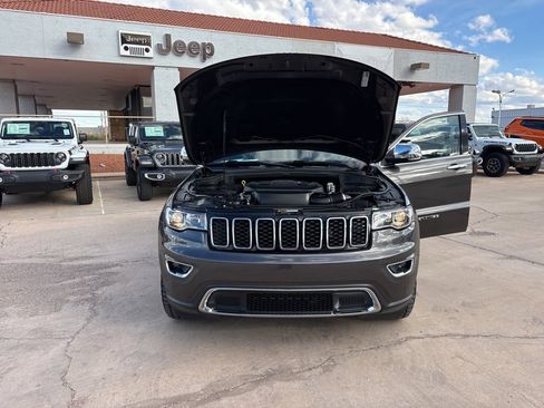 Used 2020 Jeep Grand Cherokee Limited image 51