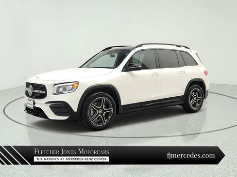 Used 2021 Mercedes-Benz GLB 250 image 1