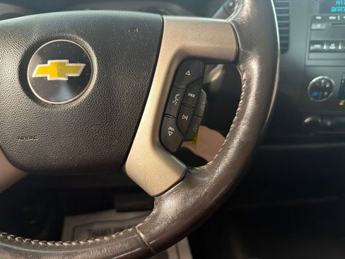 Used 2011 Chevrolet Silverado 1500 LT w/ All-Star Edition AWD/4WD image 23