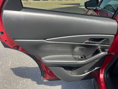 Used 2025 MAZDA CX-30 AWD 2.5 S w/ Preferred Package image 18
