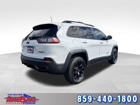 Used 2022 Jeep Cherokee Trailhawk w/ Sun, Sound & Nav Group AWD/4WD image 10