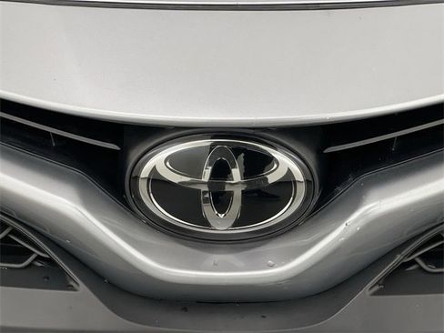 Used 2022 Toyota Camry SE image 31