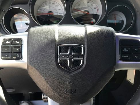 Used 2014 Dodge Challenger R/T RWD image 16