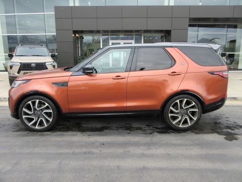 Used 2017 Land Rover Discovery HSE Luxury image 4