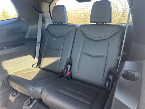 Used 2020 Cadillac XT6 Premium Luxury image 39