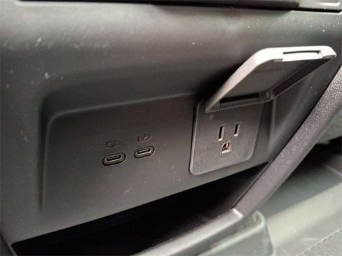 Certified 2026 Chevrolet Traverse Z71 w/ Enhanced Driving Package image 9