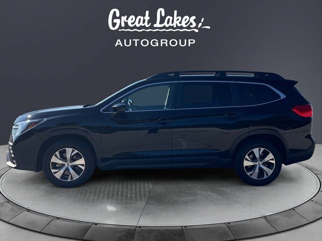 Used 2024 Subaru Ascent Premium w/ Convenience Package AWD/4WD image 2