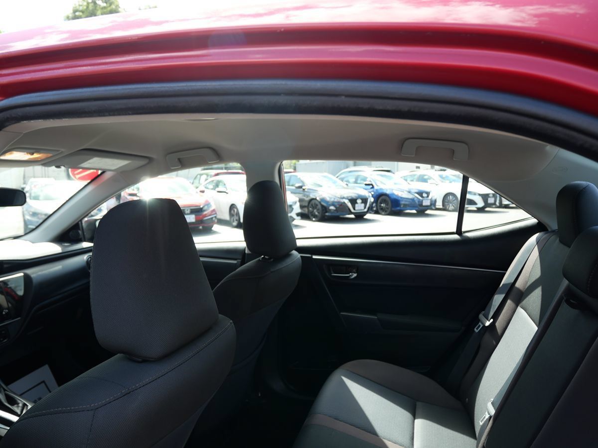 Used 2017 Toyota Corolla LE FWD image 20