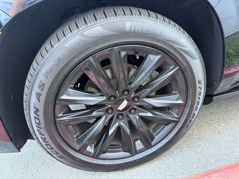 Used 2021 Cadillac Escalade Sport w/ Driver Assist Tech Package AWD/4WD image 4