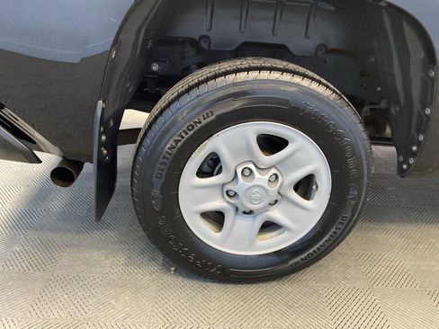 Used 2020 Toyota Tundra SR image 24