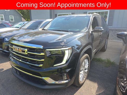 Used 2024 GMC Acadia Elevation AWD/4WD image 1