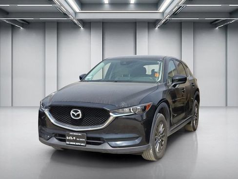 Used 2017 MAZDA CX-5 Touring AWD/4WD image 3