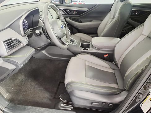 Certified 2024 Subaru Outback Onyx Edition AWD/4WD image 13