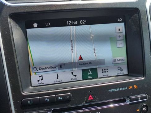 Used 2018 Ford Explorer Limited w/ Equipment Group 301A AWD/4WD image 21