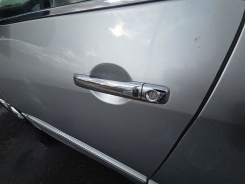 Used 2015 Nissan Quest SL image 18