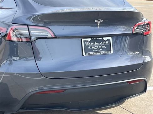 Used 2023 Tesla Model Y Long Range image 6