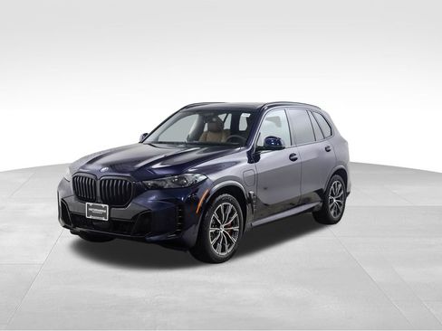 New 2026 BMW X5 xDrive50e w/ Executive Package image 1