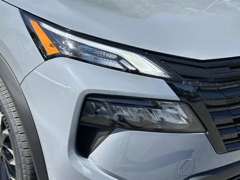 New 2026 Nissan Rogue SV AWD/4WD image 10