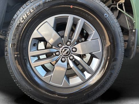 Certified 2025 Nissan Frontier SV AWD/4WD image 22